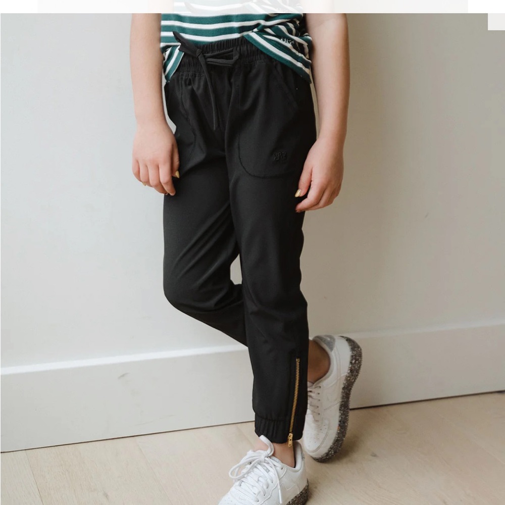 Albion Fit girls black joggers size 10